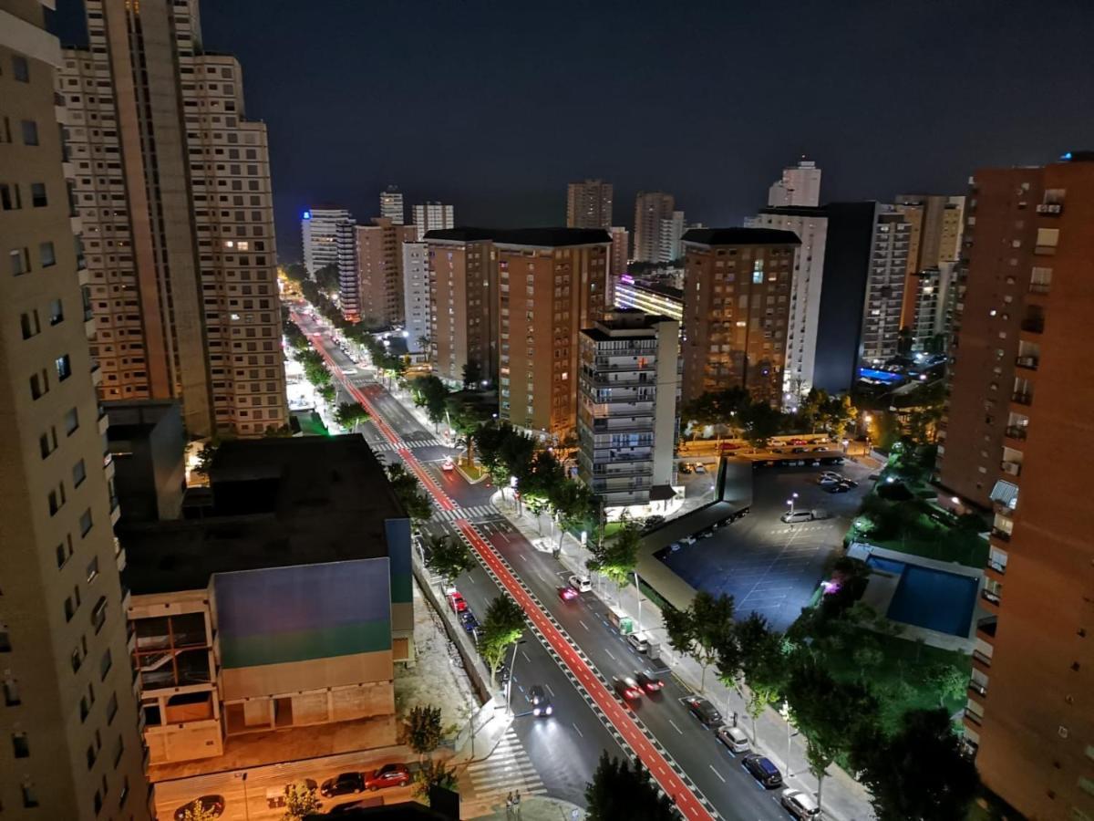 Apartamento Turistico La Pinta Planta 18 ベニドルム エクステリア 写真